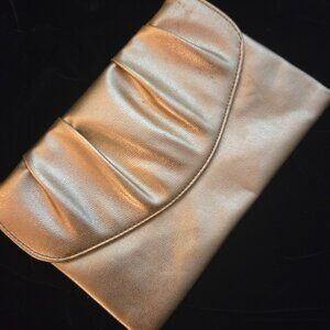 VINTAGE ELEGANT GOLD EVENING PURSE/CLUTCH # 2159